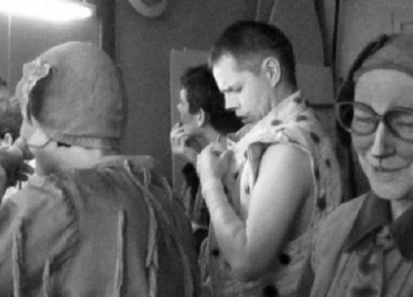 Говорят, что прежде, чем осуждать кого-то, надо взять его обувь и пройти его путь.
