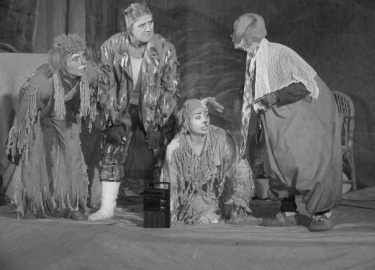 Однажды мне удалось побывать на спектакле «Ищу Человека!» театра «Ad Liberum» по повести Константина Сергиенко «До св...