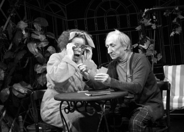 Премьера пьесы Дональда Ли Кобурна «Игра в джин» состоялась 46 лет назад. За нее он&n...